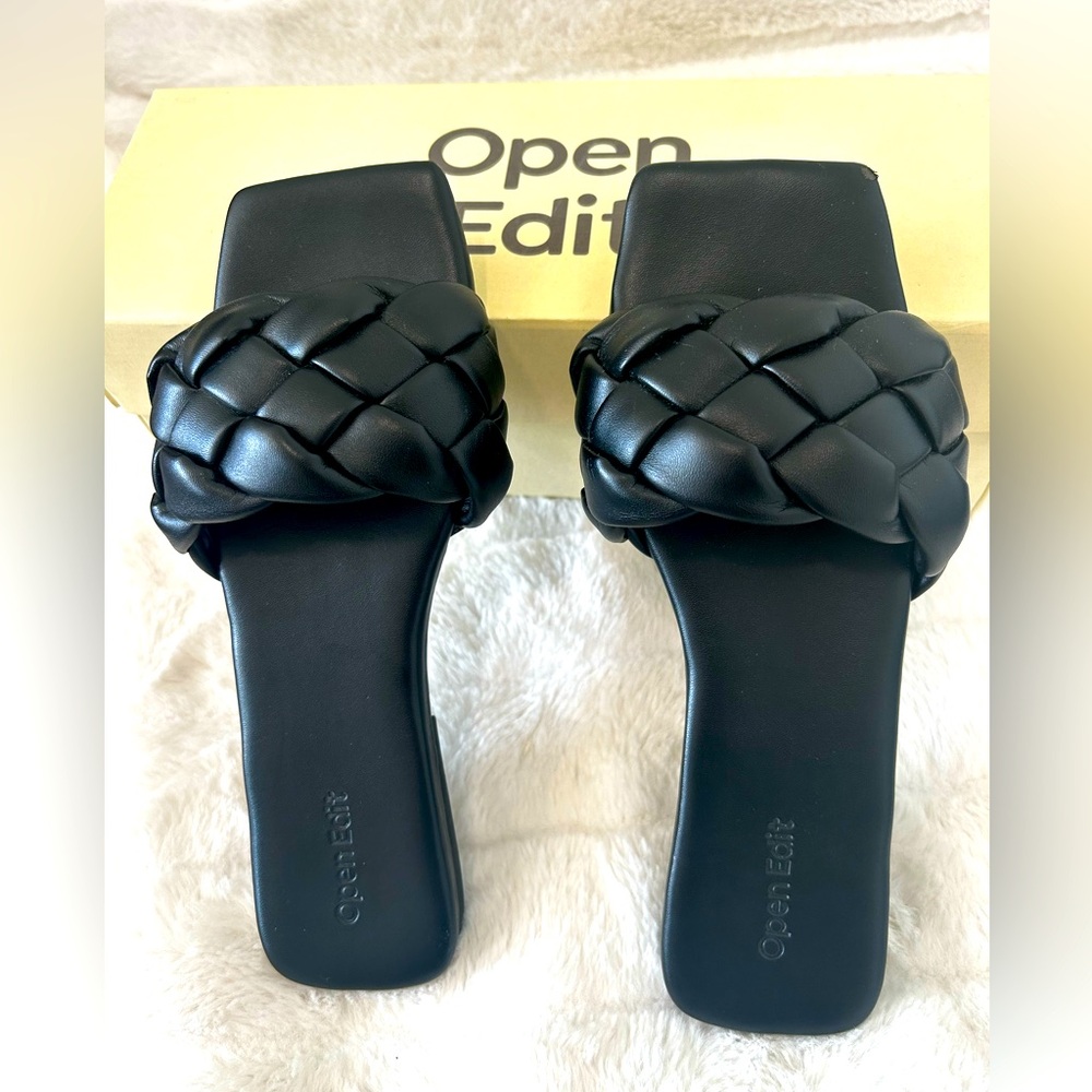 Woman Nordstrom Sandals